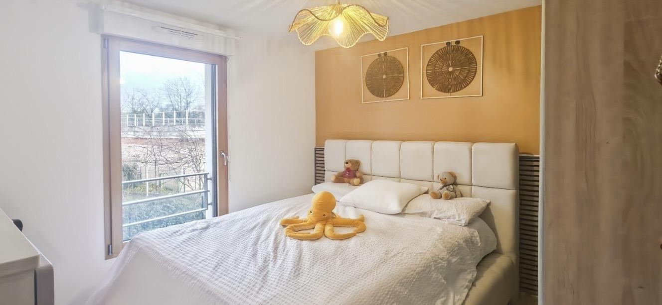 
                                                Location
                                                 Appartement coup de cœur à 5mn des transports