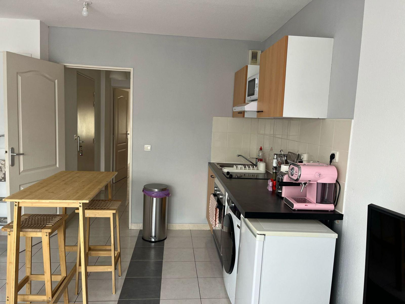 
                                                Location
                                                 APPARTEMENT CV ALES RÉSIDENCE CALME ET SECURISEE