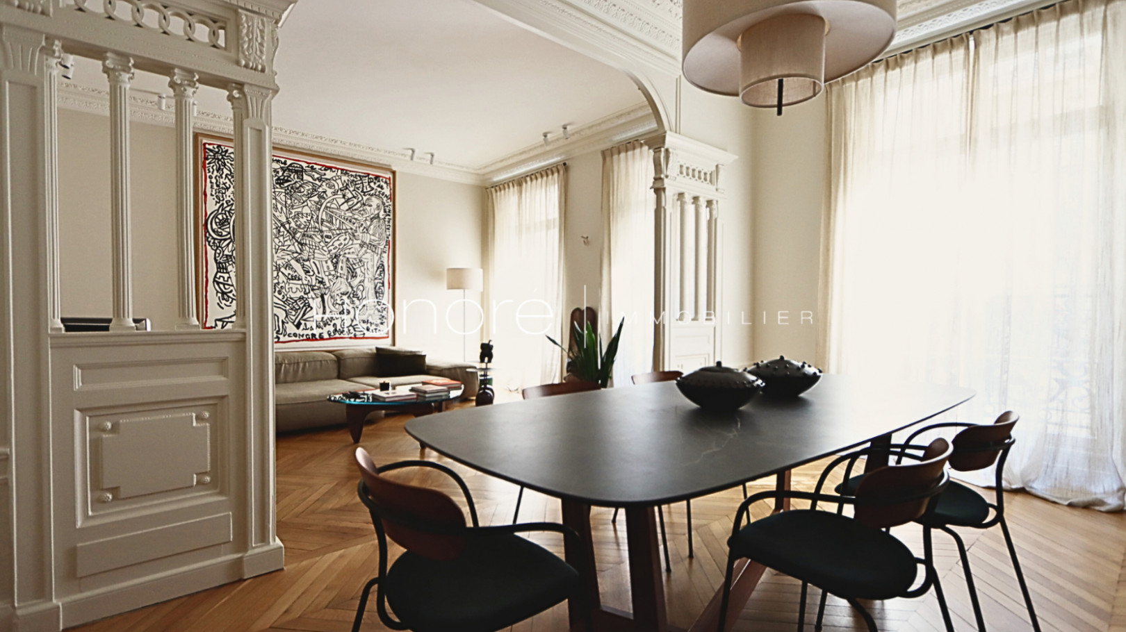 
                                                Location
                                                 APPARTEMENT D’EXCEPTION – 3 CHAMBRES – MUETTE OCDE