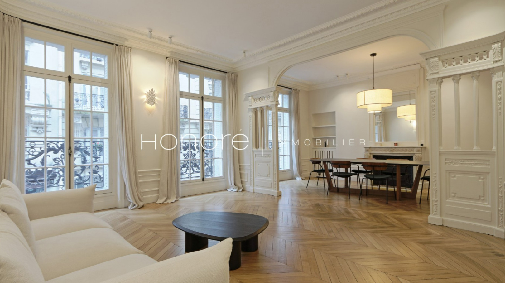 
                                                Location
                                                 APPARTEMENT D’EXCEPTION – 3 CHAMBRES – MUETTE OCDE