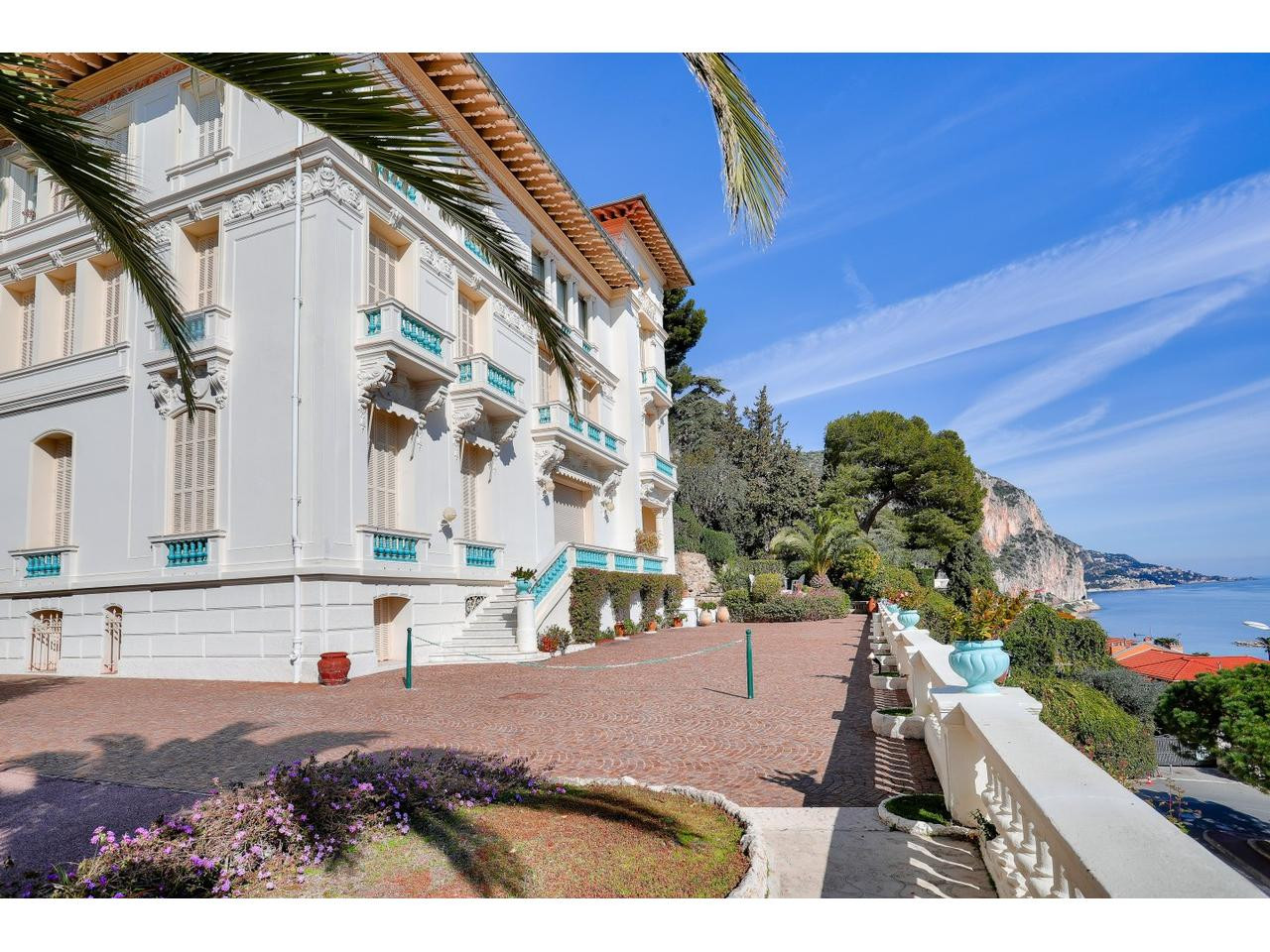 
                                                Vente
                                                 Appartement d’Exception Dernier Étage – Vue Mer Panoramique à Beaulieu-sur-Mer