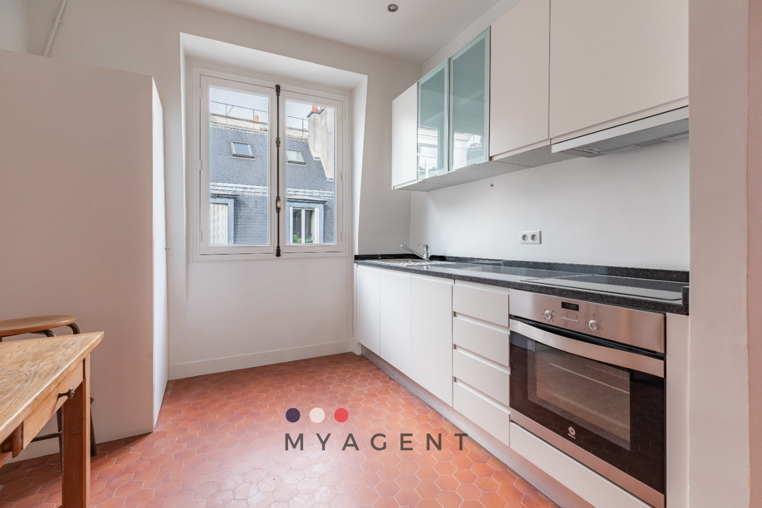 Location
                                                 Appartement d’exception face à la Gare de Lyon