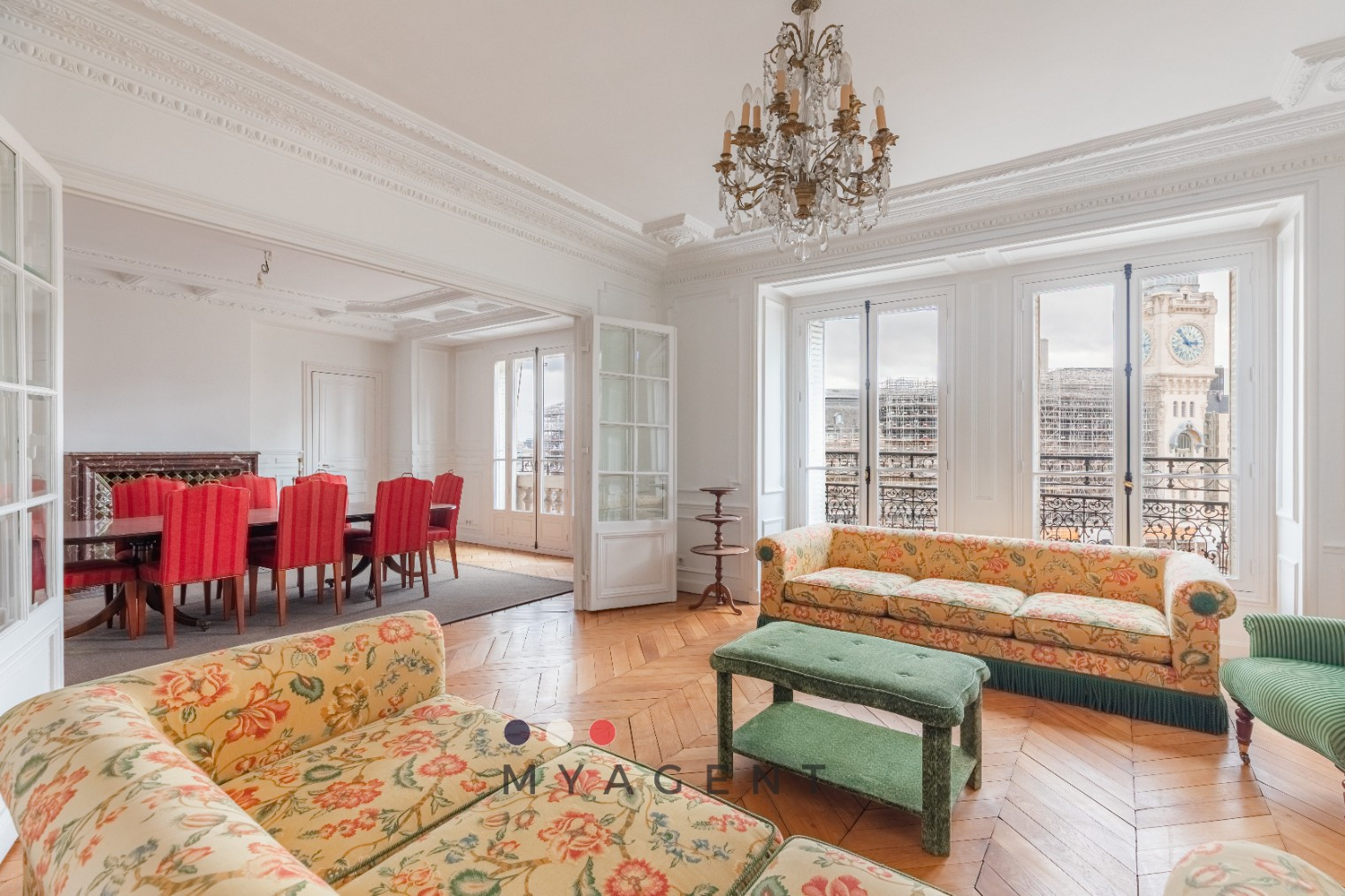 Location
                                                 Appartement de prestige 218 m² avec dépendance