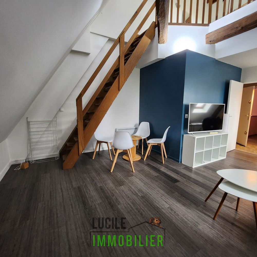 
                                                Location
                                                 Appartement dans ancien hôtel T2 meublé