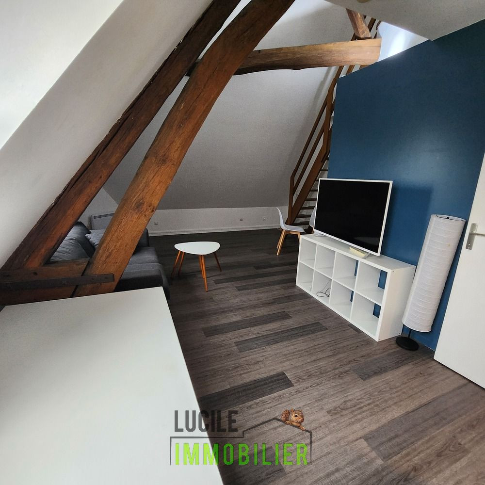 
                                                Location
                                                 Appartement dans ancien hôtel T2 meublé