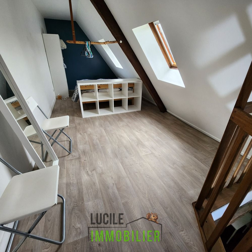 
                                                Location
                                                 Appartement dans ancien hôtel T2 meublé