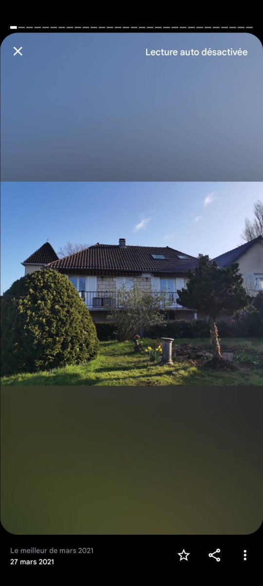 
                                                Location
                                                 Appartement dans maison avec plus de 400m2 jardin