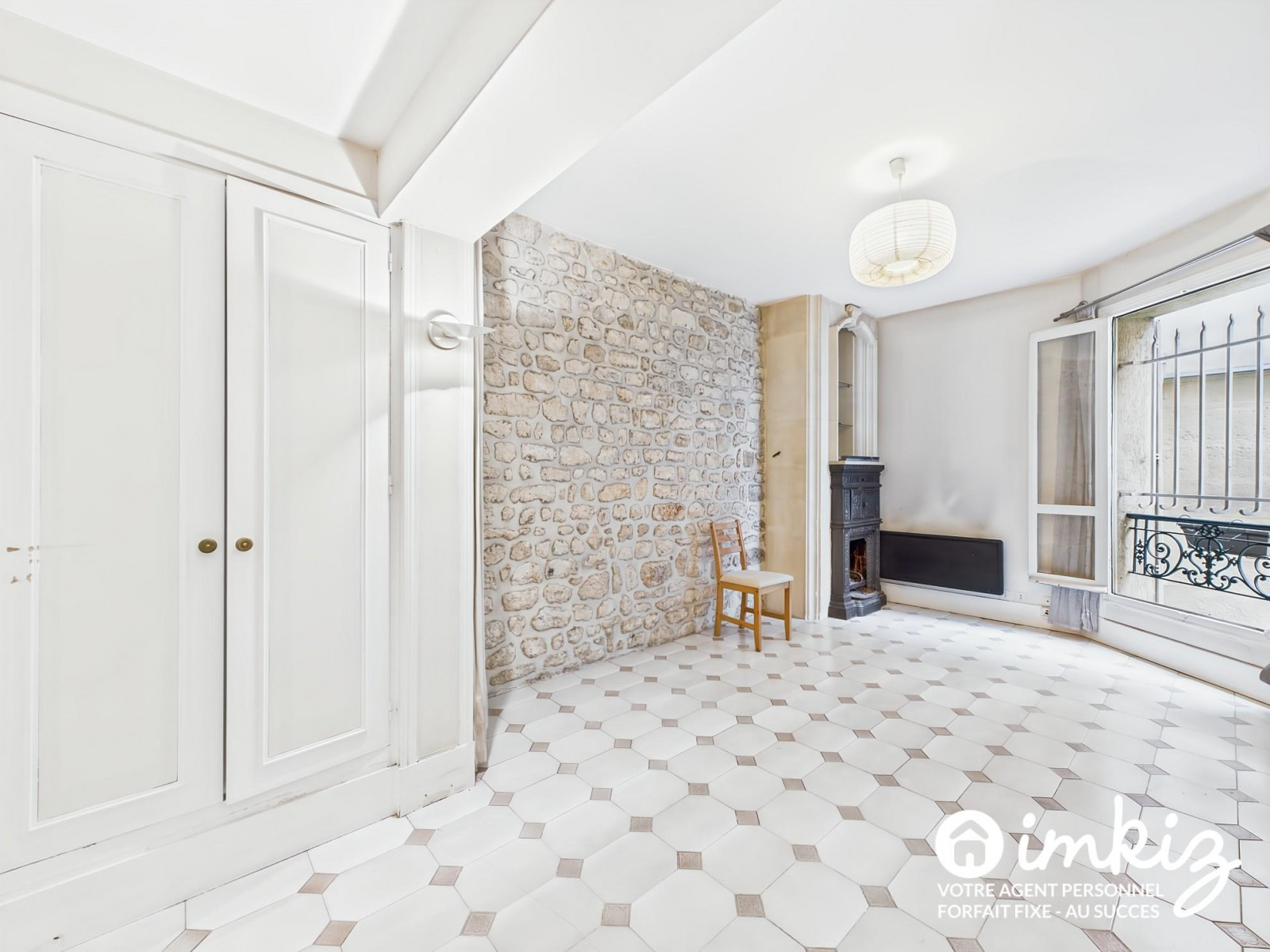 
                                                Vente
                                                 Appartement de 2 p. au RDC sur cour
