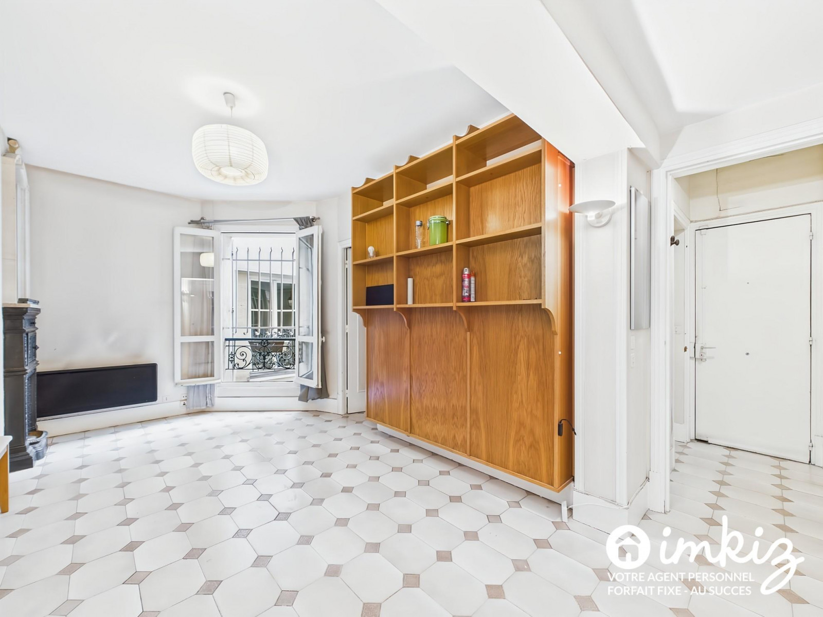 
                                                Vente
                                                 Appartement de 2 p. au RDC sur cour