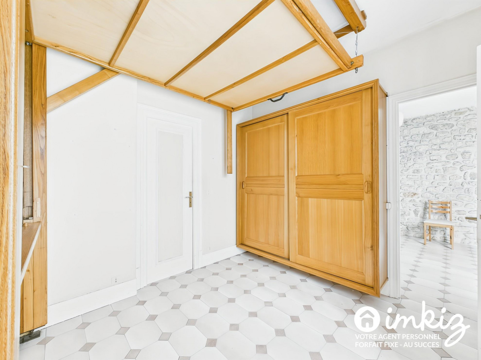 
                                                Vente
                                                 Appartement de 2 p. au RDC sur cour