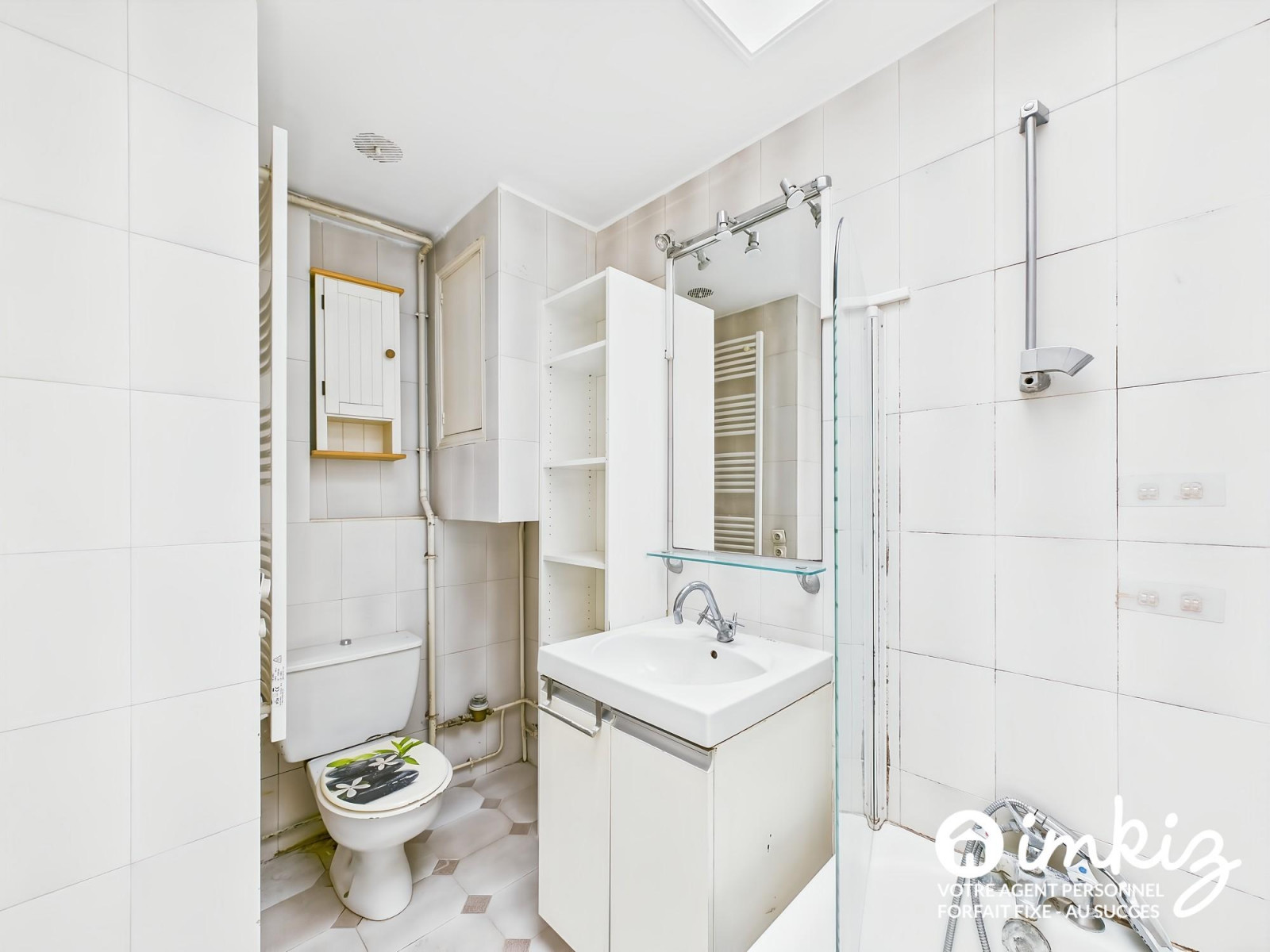 
                                                Vente
                                                 Appartement de 2 p. au RDC sur cour