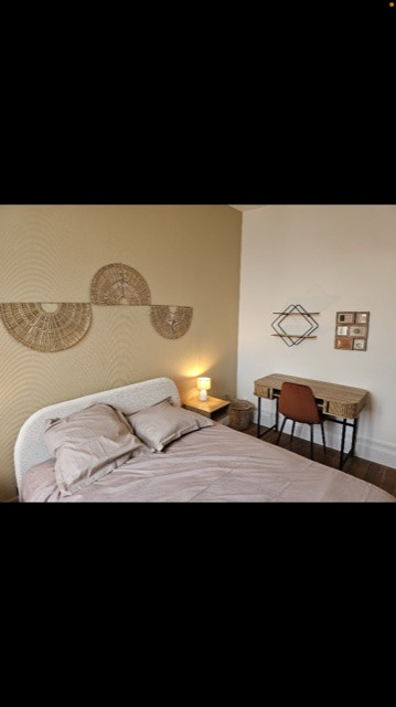 
                                                Location
                                                 Appartement de 2 pièces entièrement meublé et rénové avec goût à Lyon 3