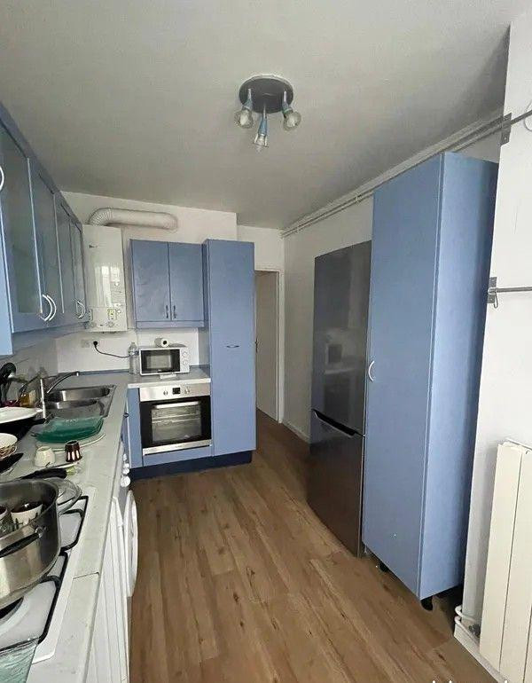 
                                                Location
                                                 Appartement de 3 Pièces 66m² en excellent état