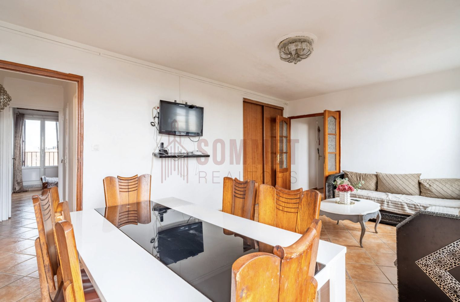 
                                                Vente
                                                 Appartement de 3 pièces de 67 m² OCCUPÉ