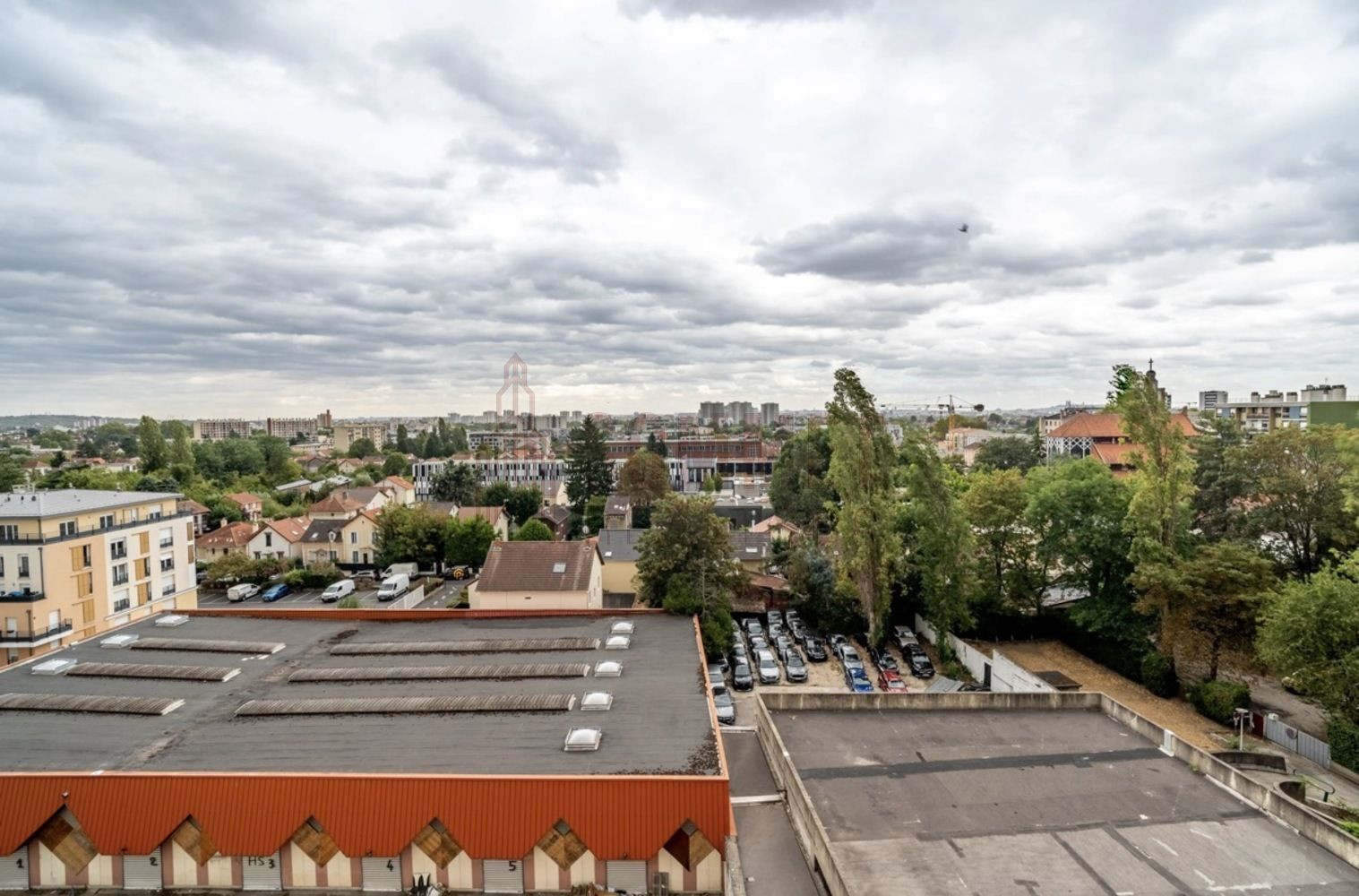 
                                                Vente
                                                 Appartement de 3 pièces de 67 m² OCCUPÉ