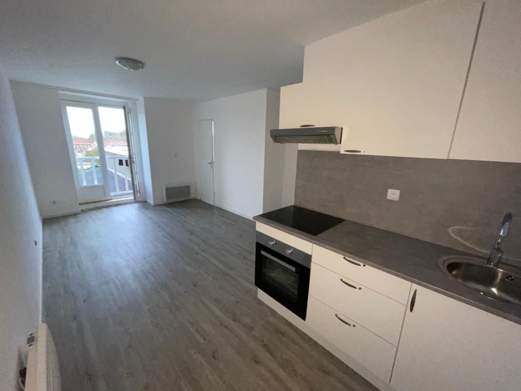 
                                                Location
                                                 Appartement de 32m² récemment rénové secteur Place Jules Guesde - Lesquin