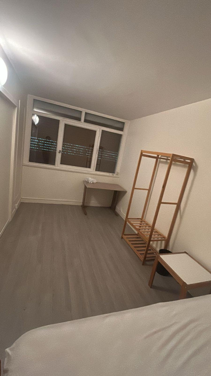 
                                                Colocation
                                                 Appartement de 4 chambres en colocation