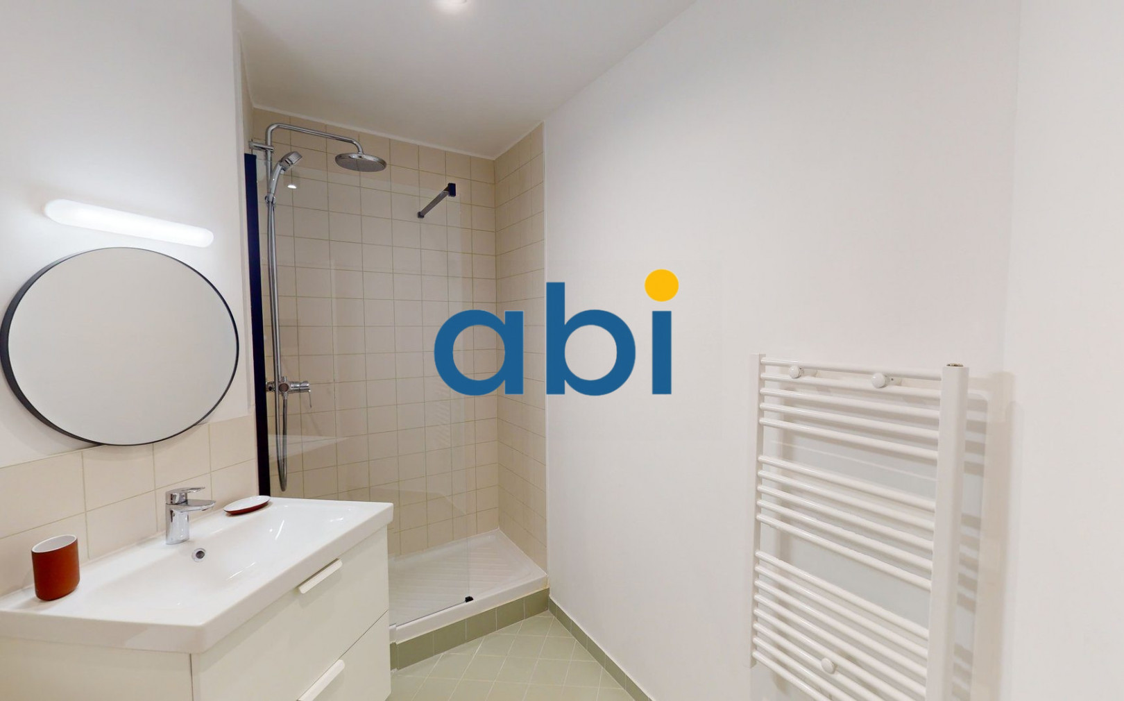 
                                                Location
                                                 Appartement de 4 pièces neuf