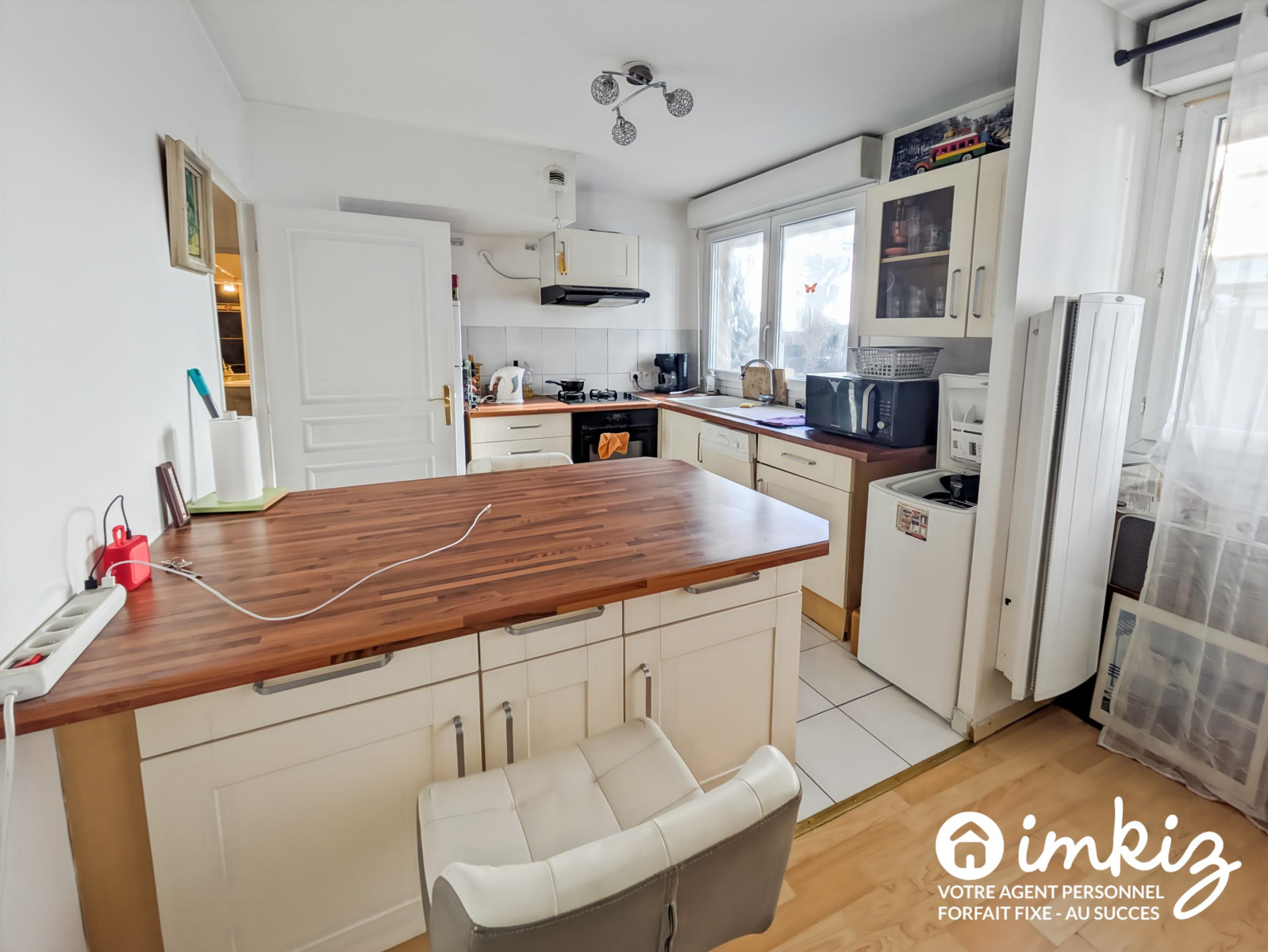 
                                                Vente
                                                 Appartement de 46 m² avec cave et parking