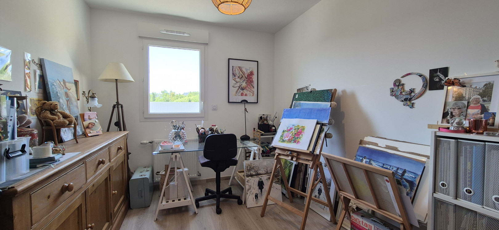 
                                                Vente
                                                 Appartement de 62 m² + terrasse + garage