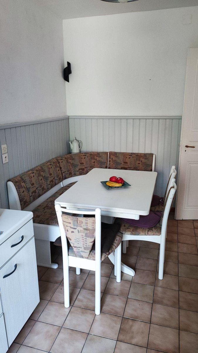 
                                                Location
                                                 Appartement de caractère