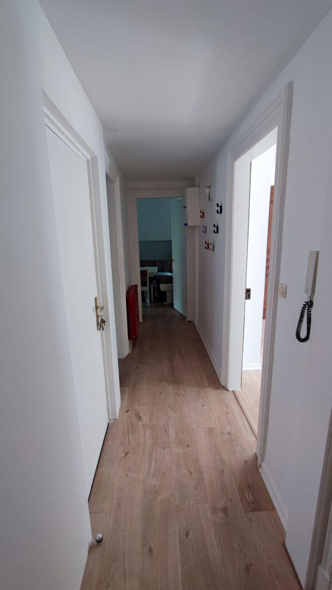 
                                                Location
                                                 Appartement de caractère
