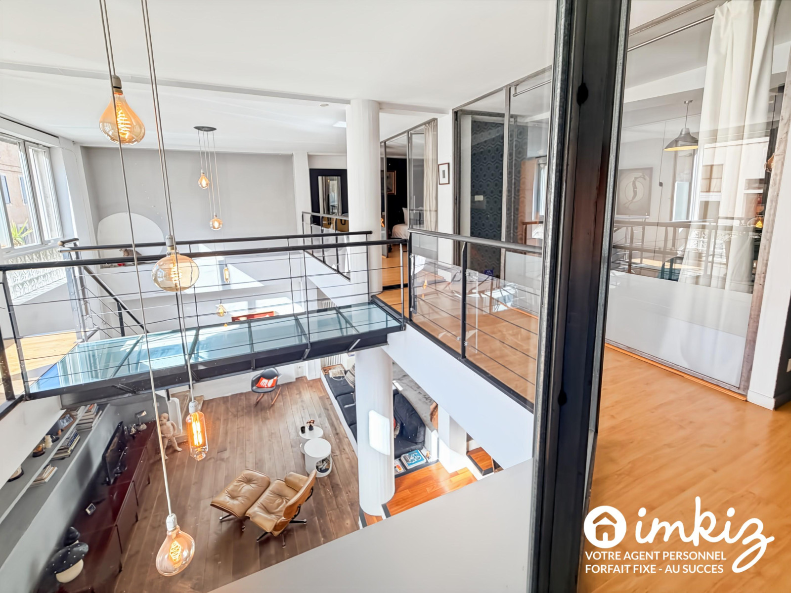 
                                                Vente
                                                 Appartement de caractère, calme, lumineux