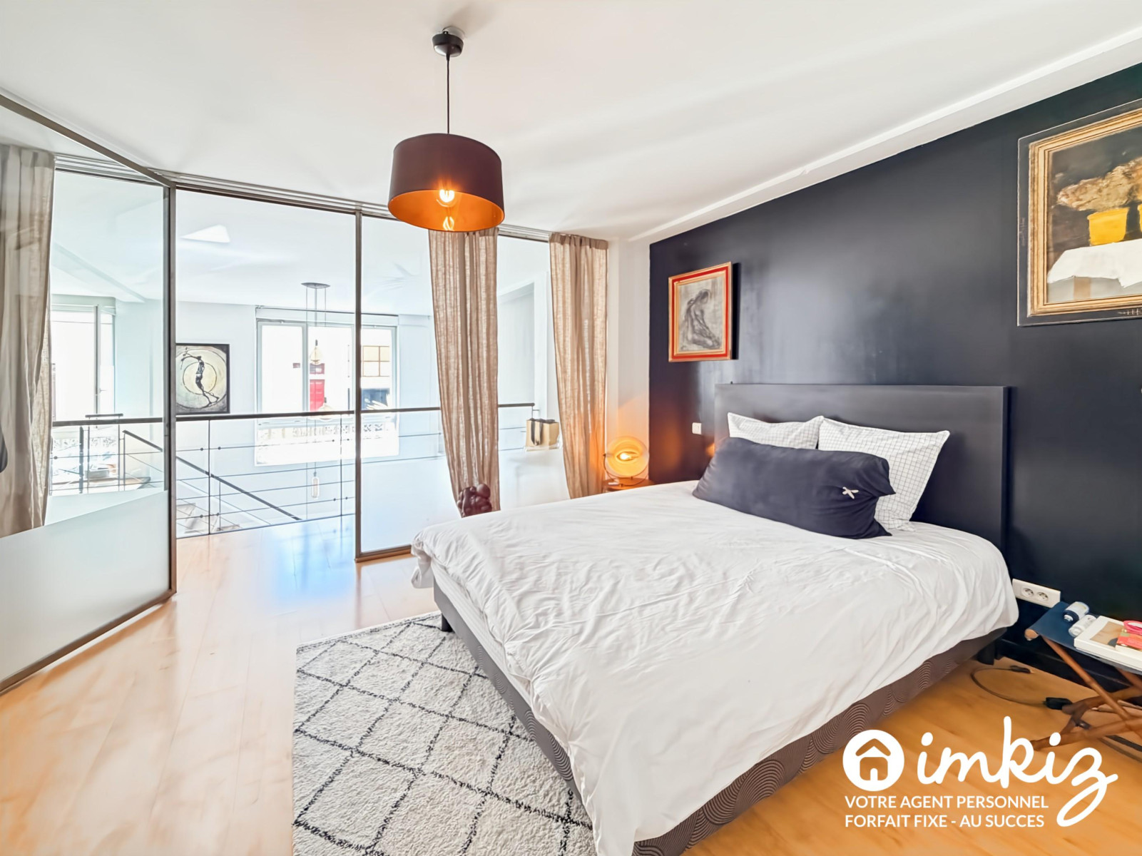 
                                                Vente
                                                 Appartement de caractère, calme, lumineux