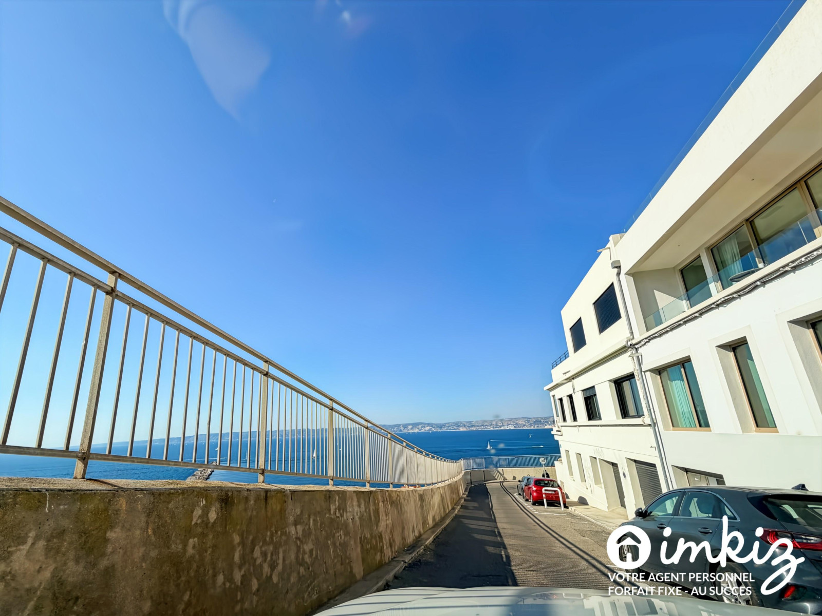
                                                Vente
                                                 Appartement de caractère, calme, lumineux
