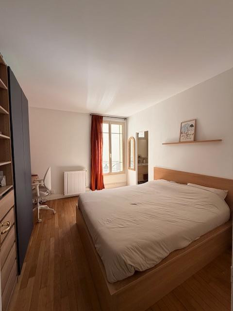 
                                                Location
                                                 Appartement de charme avec jardin