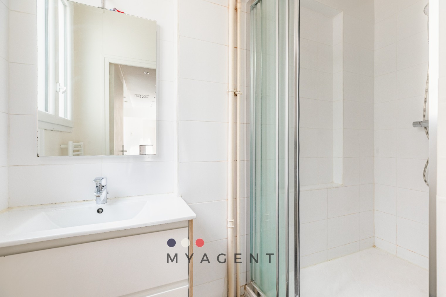 Location
                                                 Appartement de prestige 218 m² avec dépendance