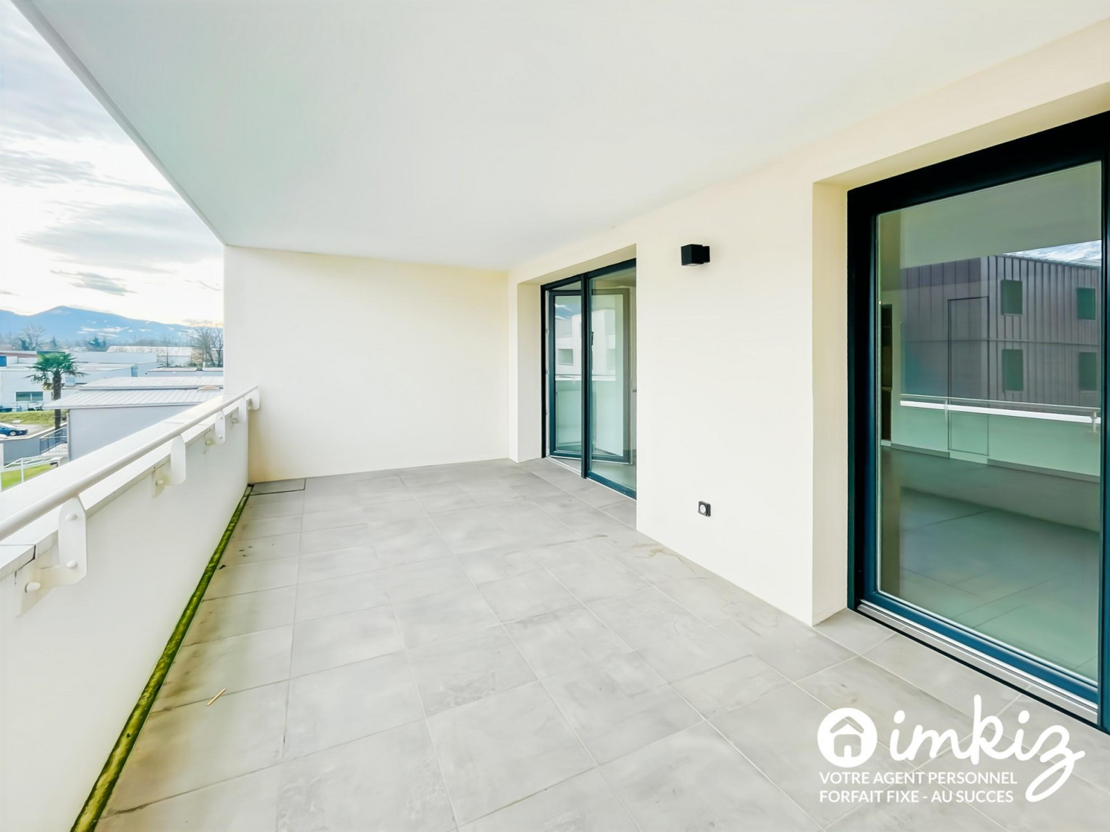 
                                                Vente
                                                 Appartement de standing 4 pièces