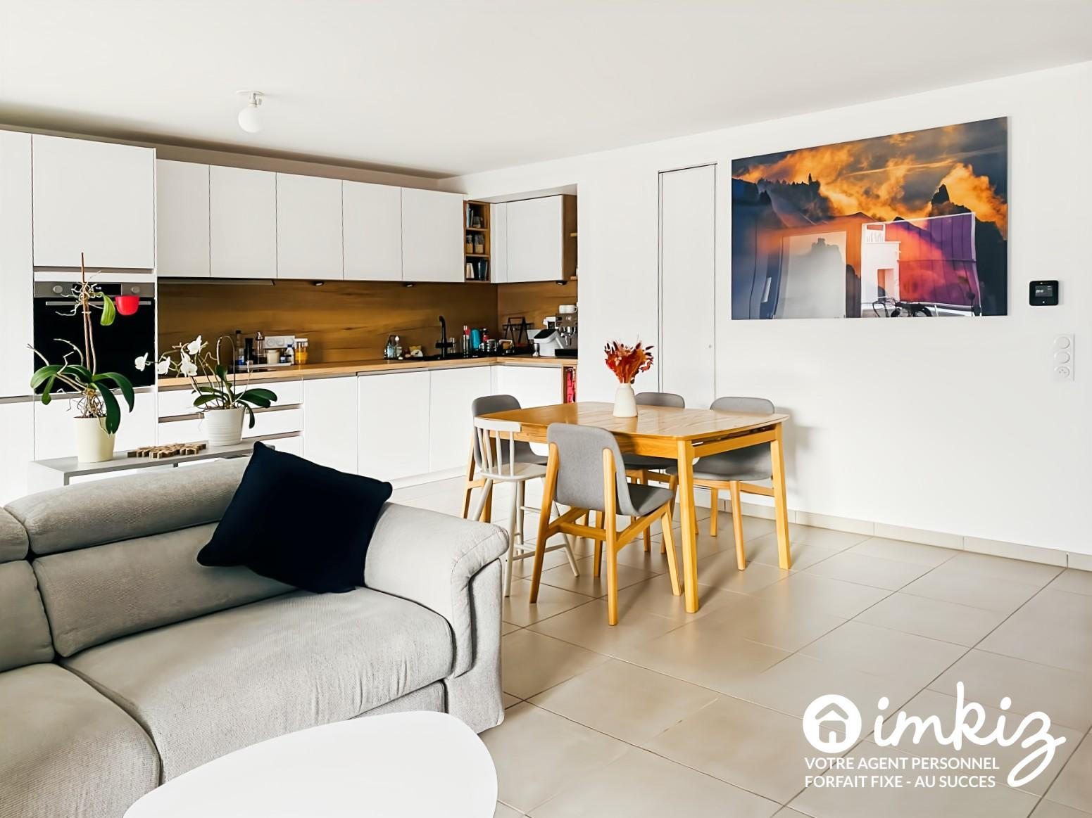 
                                                Vente
                                                 Appartement de standing 4 pièces