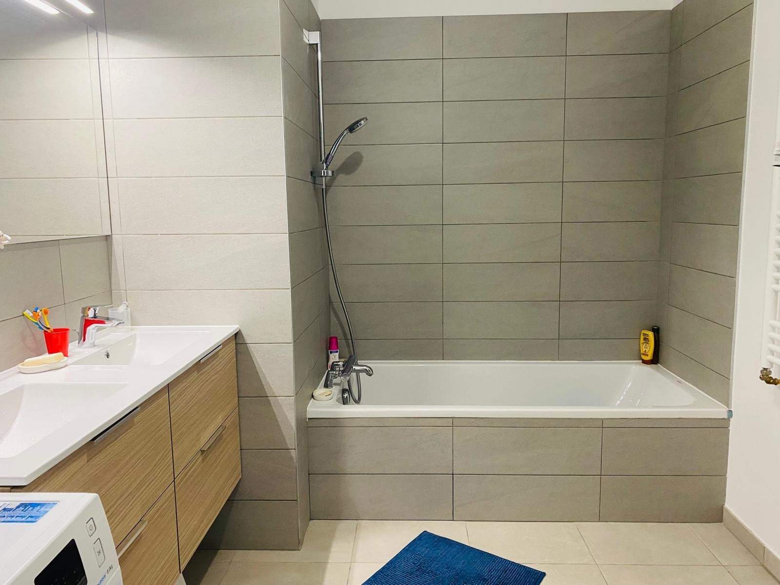
                                                Vente
                                                 Appartement de standing 4 pièces