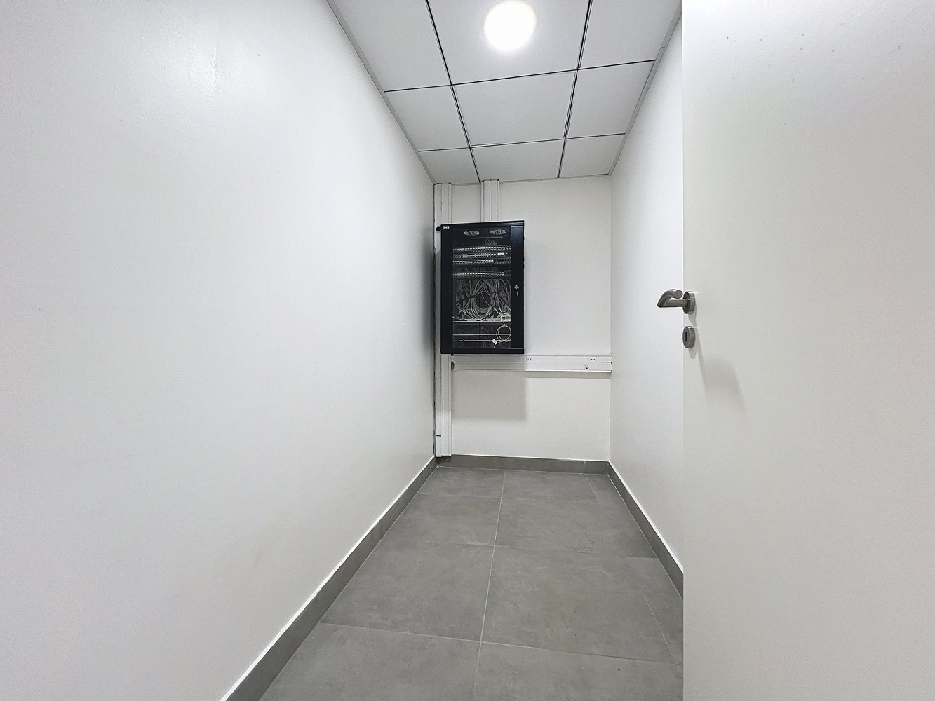 
                                                Vente
                                                 appartement de standing de 204 m² PARIS 8