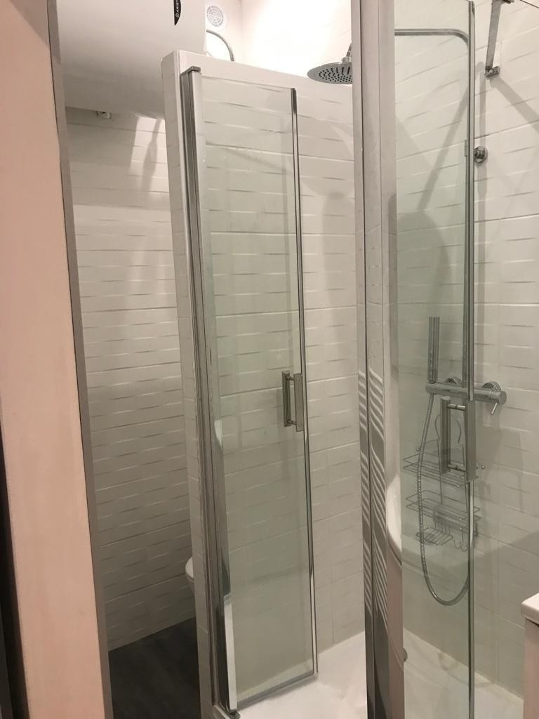 
                                                Location
                                                 Appartement de type F1 dans une résidence