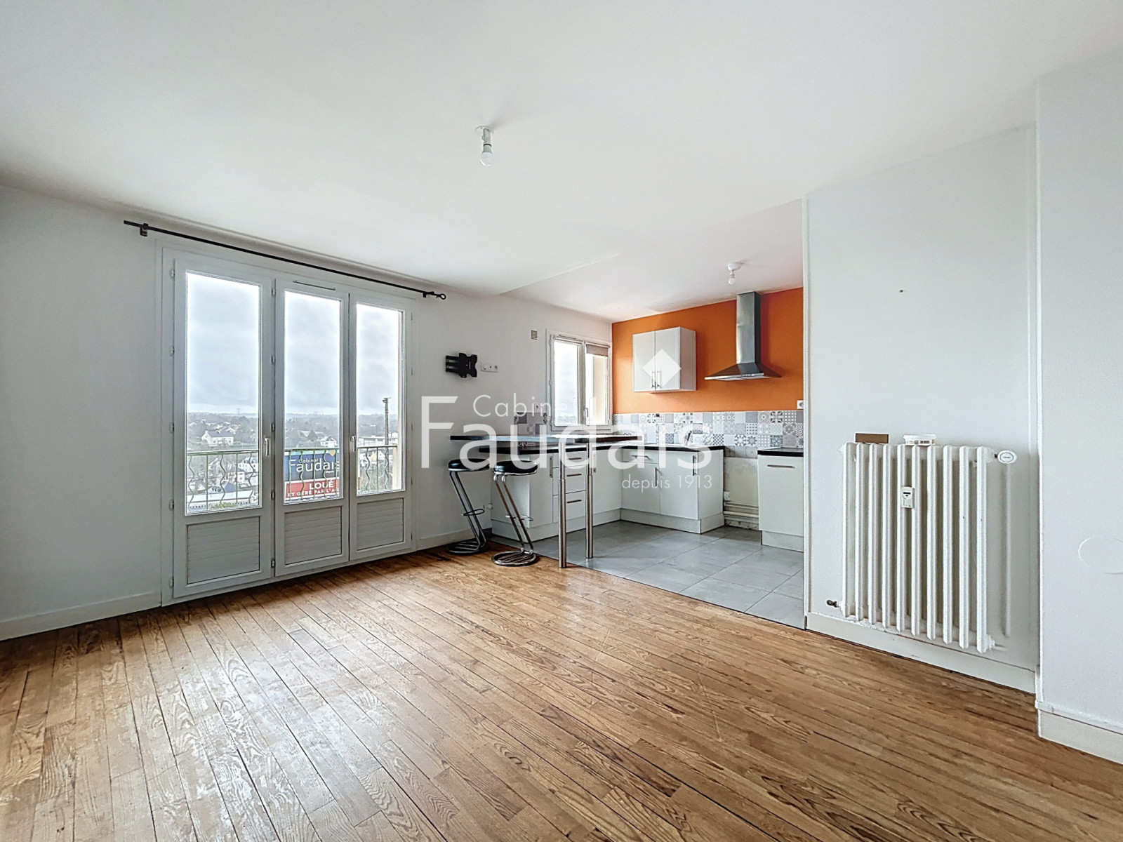 
                                                Vente
                                                 Appartement deux chambres PONT HEBERT