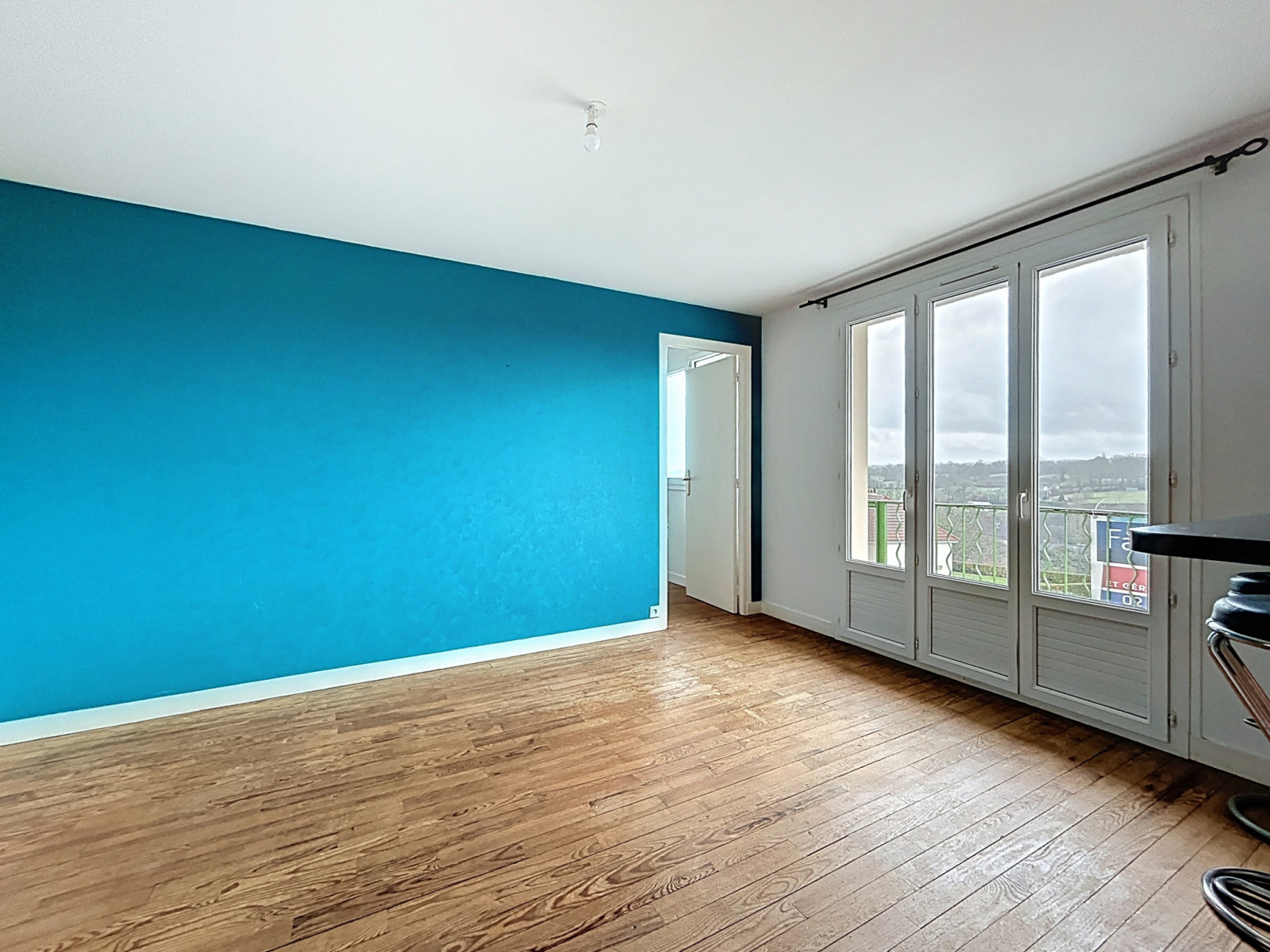 
                                                Vente
                                                 Appartement deux chambres PONT HEBERT