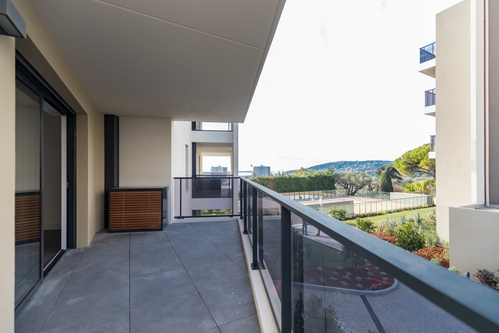 
                                                Vente
                                                 Appartement deux pièces à Antibes dans une résidence de standing