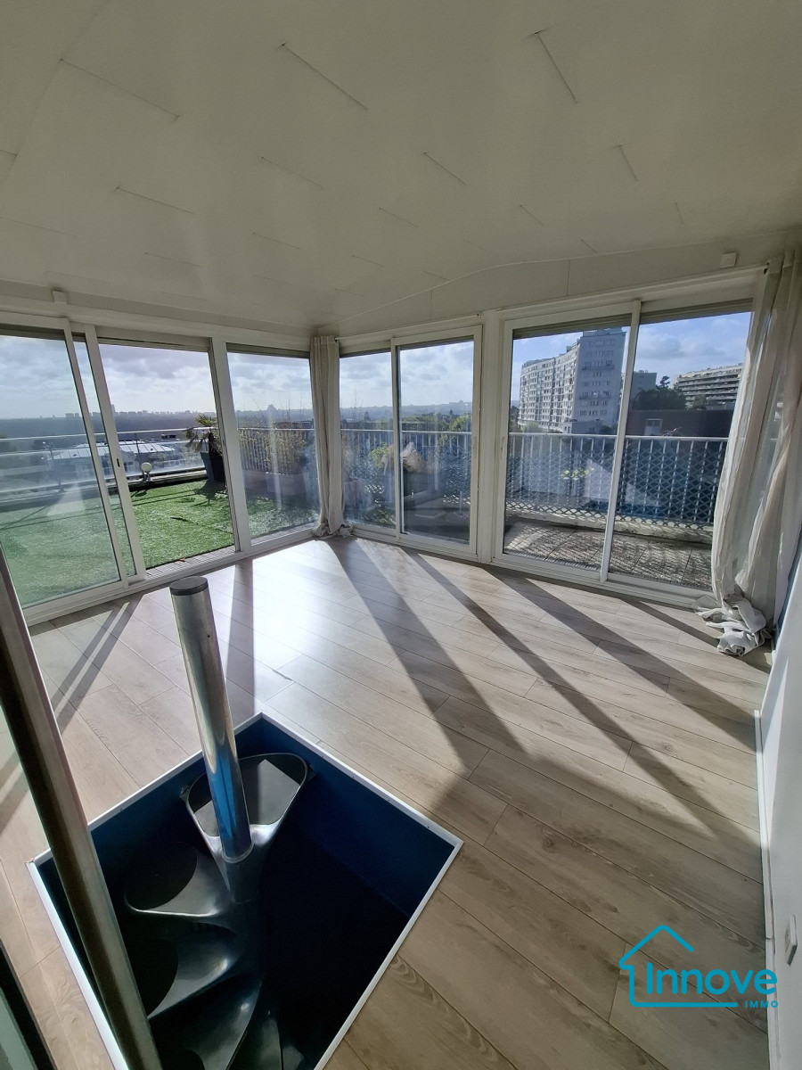 
                                                Vente
                                                 Appartement d'exception avec terrasse panoramique et vue Tour