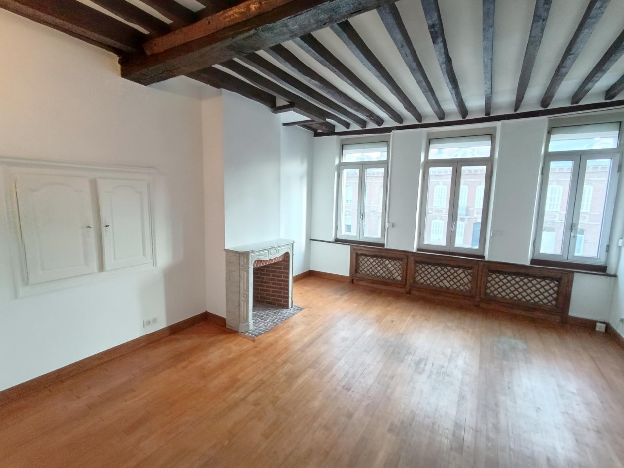 
                                                Location
                                                 Appartement duplex 2 chambres Amiens Gare