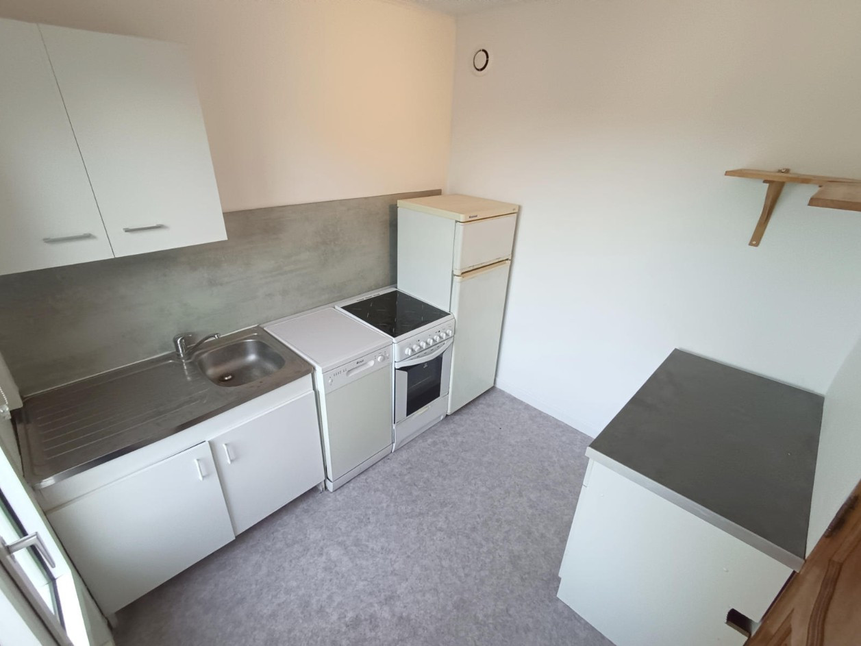 
                                                Location
                                                 Appartement duplex 2 chambres Amiens Gare