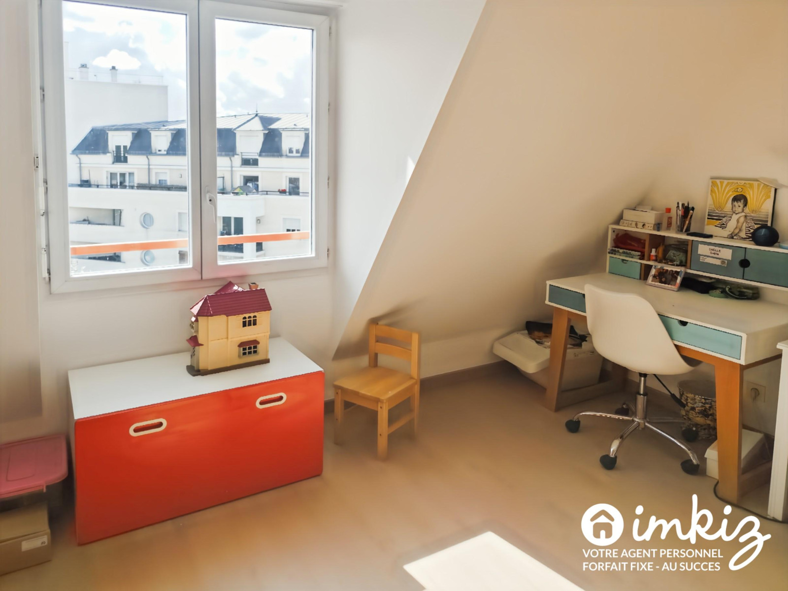 
                                                Vente
                                                 Appartement duplex 4 pièces lumineux refait à neuf