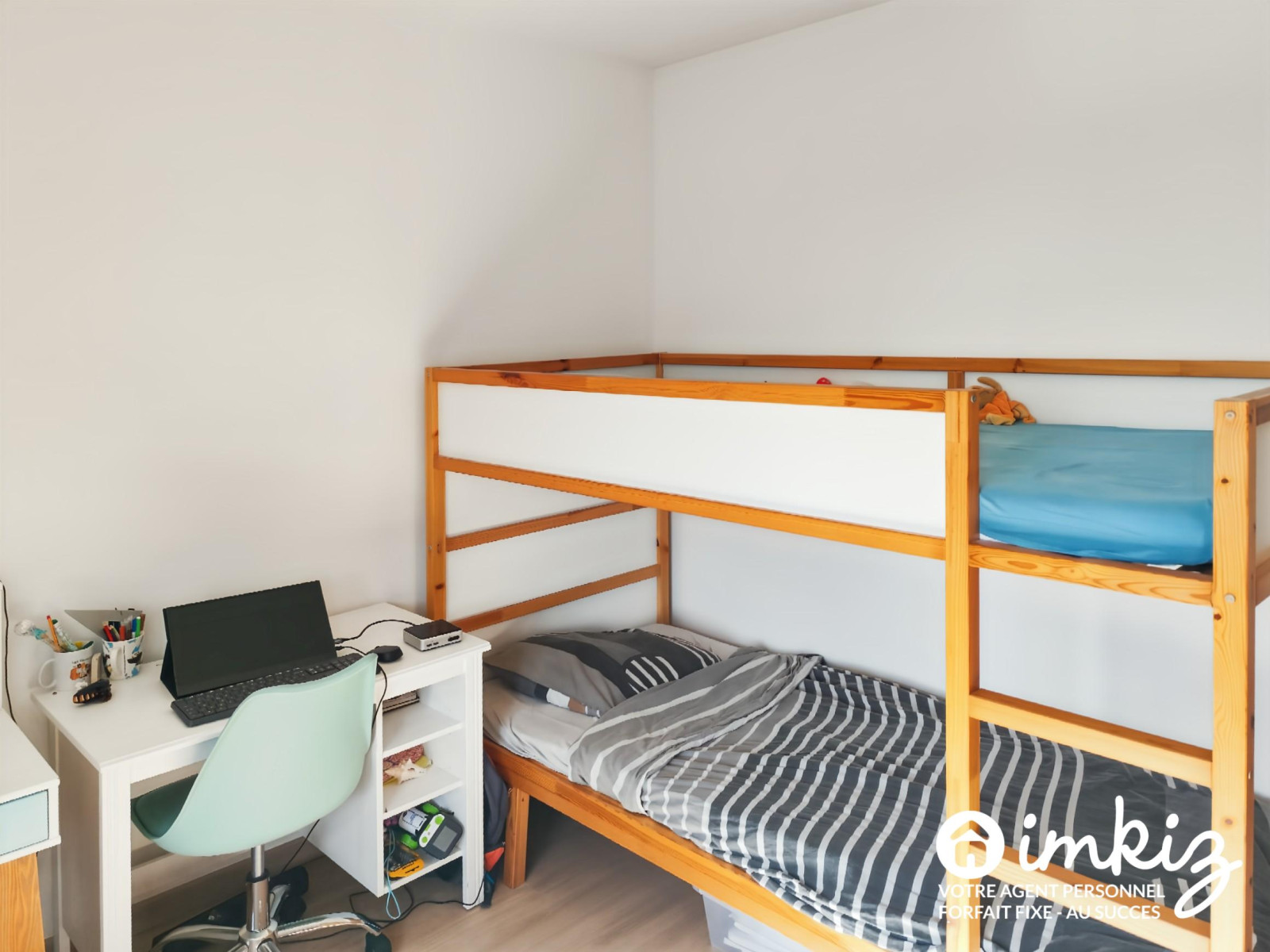 
                                                Vente
                                                 Appartement duplex 4 pièces lumineux refait à neuf