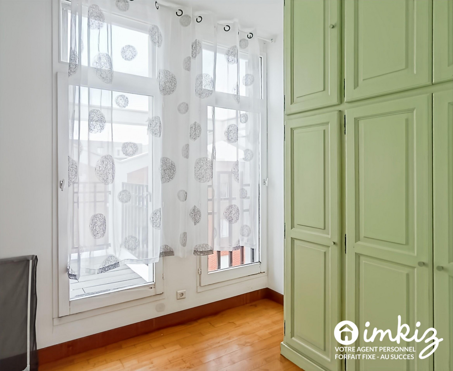 
                                                Vente
                                                 Appartement  duplex 4 pièces terrasse vue forêt