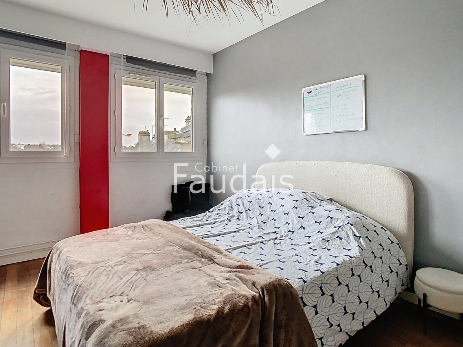 
                                                Vente
                                                 APPARTEMENT DUPLEX AVEC CACHET ET BALCON EN CENTRE VILLE