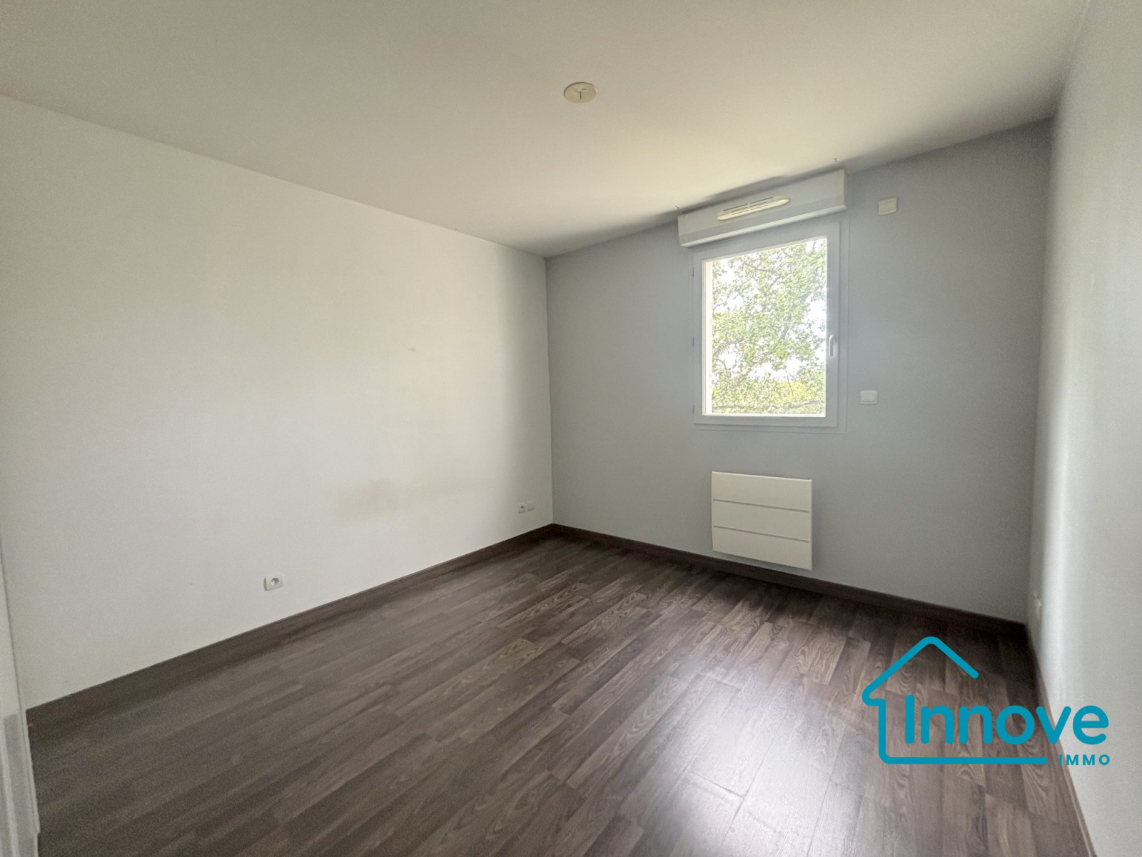 
                                                Vente
                                                 Appartement Duplex lumineux