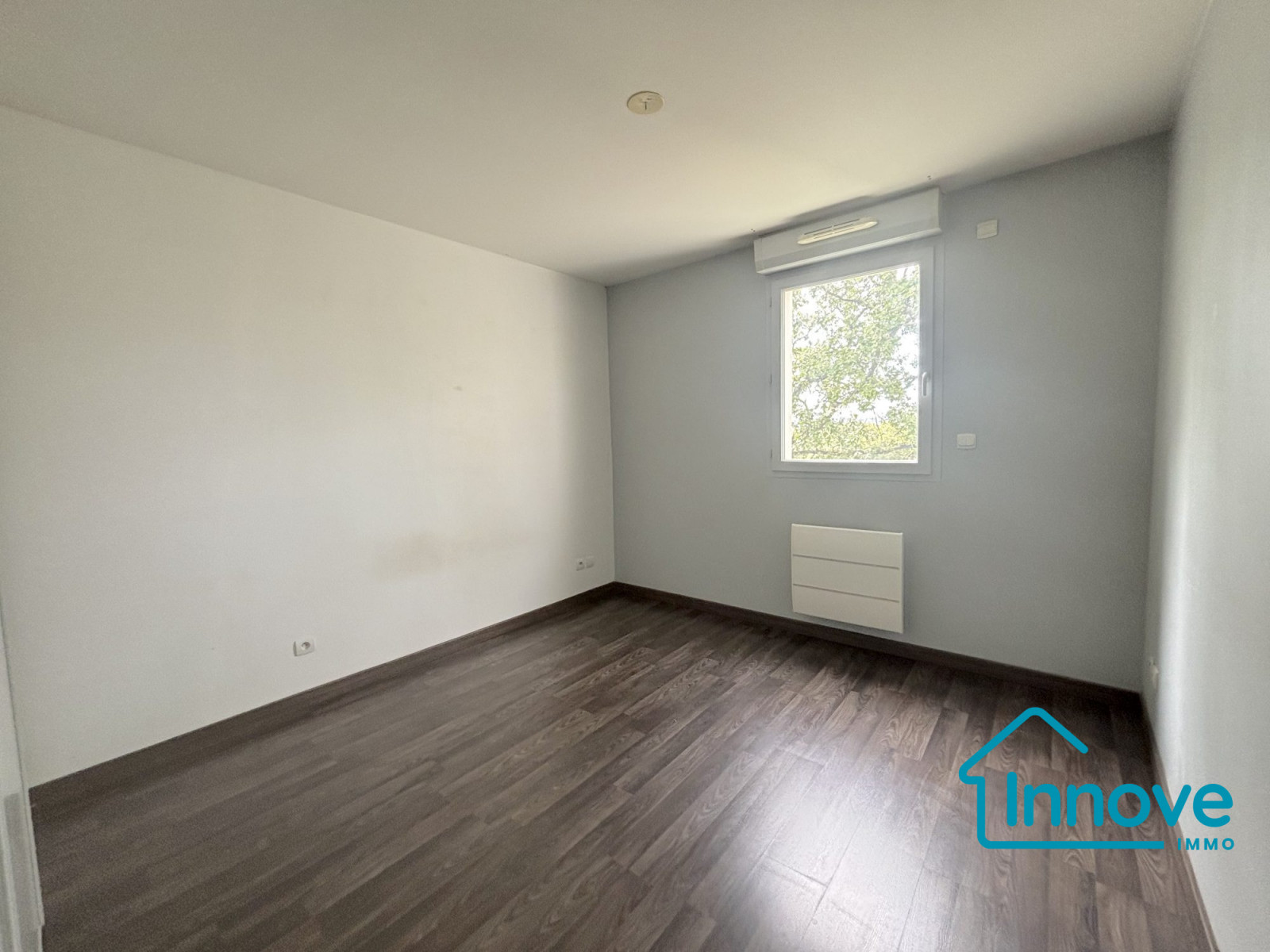 
                                                Vente
                                                 Appartement Duplex lumineux