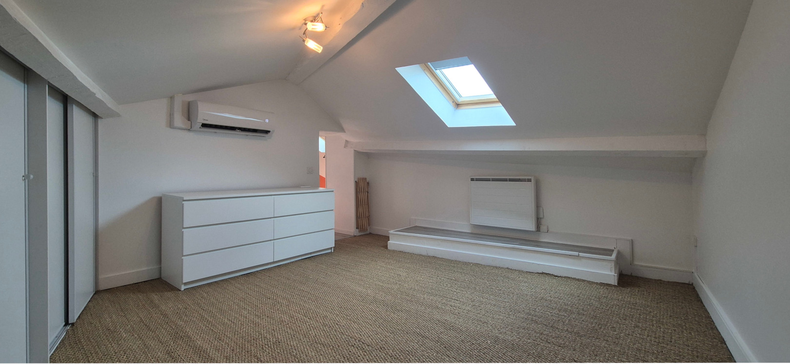 
                                                Vente
                                                 APPARTEMENT DUPLEX T2 BIS DE 44 M² ( 62 m² utiles)