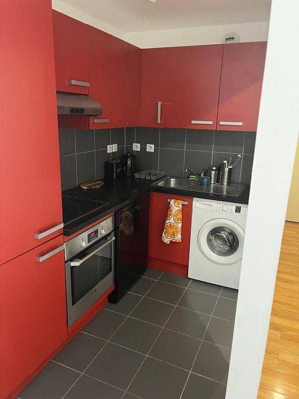 
                                                Location
                                                 Appartement duplex vieux port
